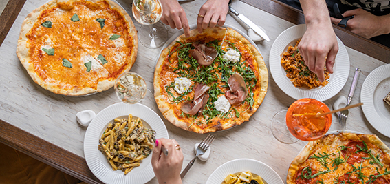 Bottomless pizza and pasta brunch at Piazza Italiana - Ravish Magazine