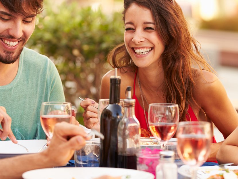 dining al fresco in the UK