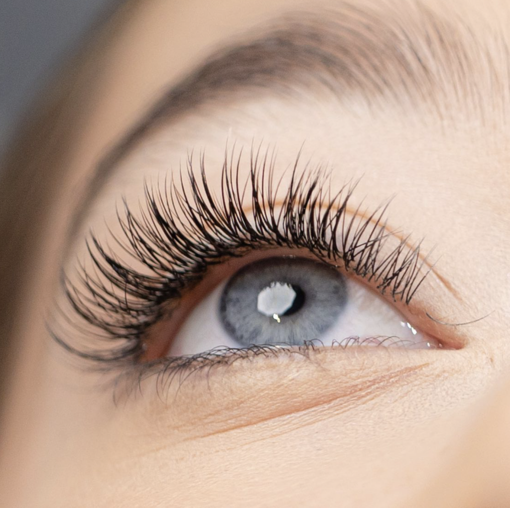 latest lash trends